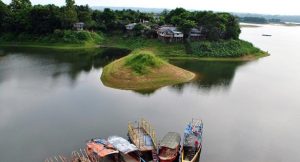 কাপ্তাই লেকে মৎস্য উৎপাদন